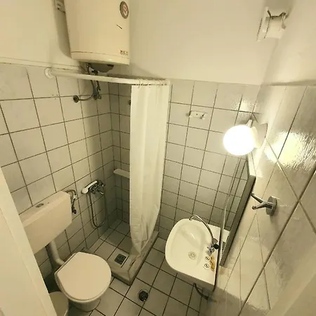 Centre